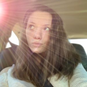 Meet your Posher, Madelyn